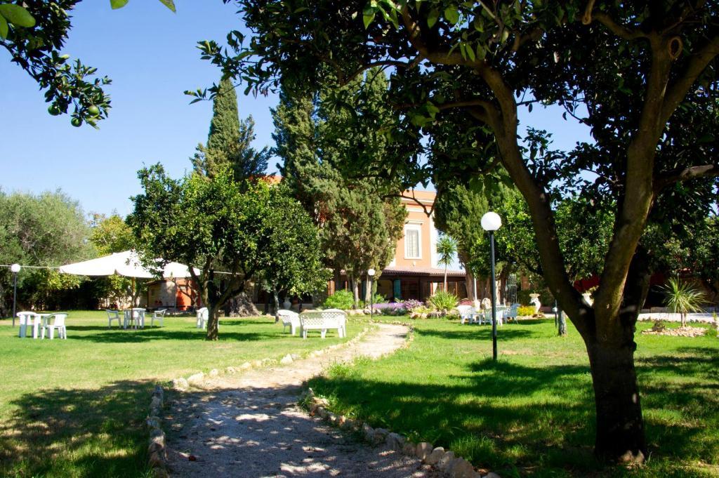 Agriturismo Santa Chiara Alezio Exterior photo