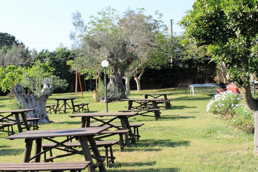 Agriturismo Santa Chiara Alezio Exterior photo