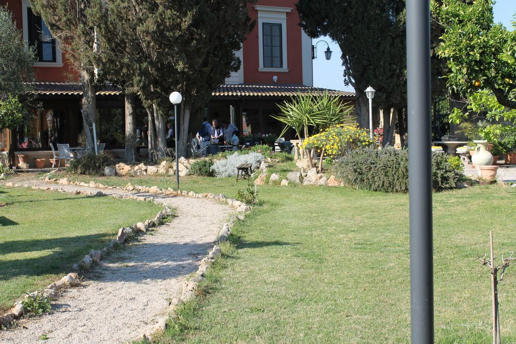 Agriturismo Santa Chiara Alezio Exterior photo